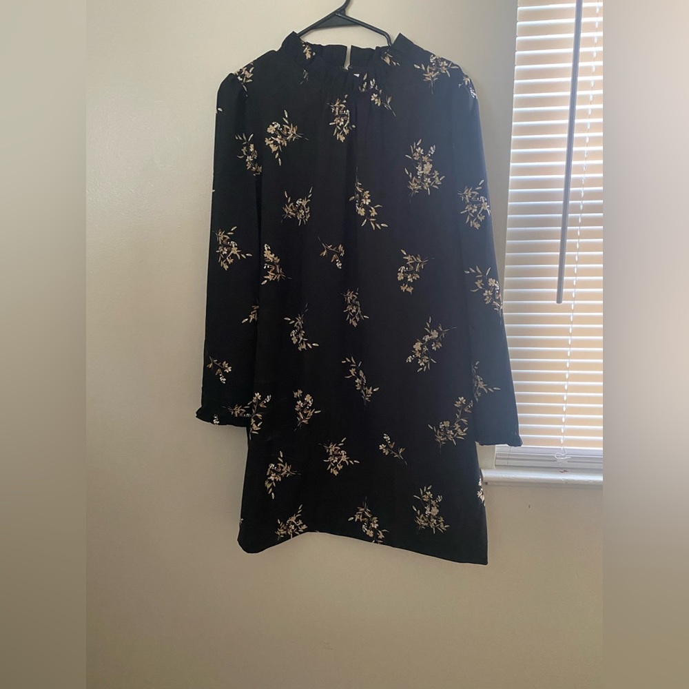 J. CREW - BLACK FLORAL LONG SLEEVE DRESS